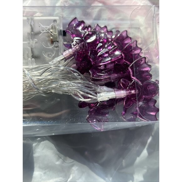 Halloween 10 Led Purple Bat String Lights Black Wire 6 Feet Battery Operated New - Picture 6 of 16